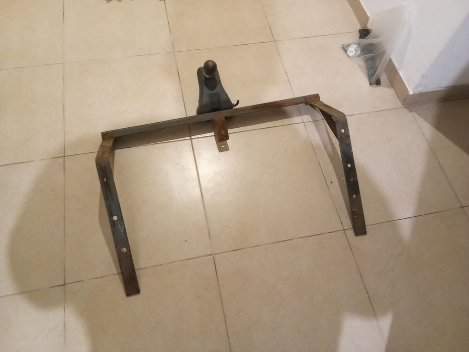 Engate reboque Fiat Punto  de 1994 a 1999 bola não incluída