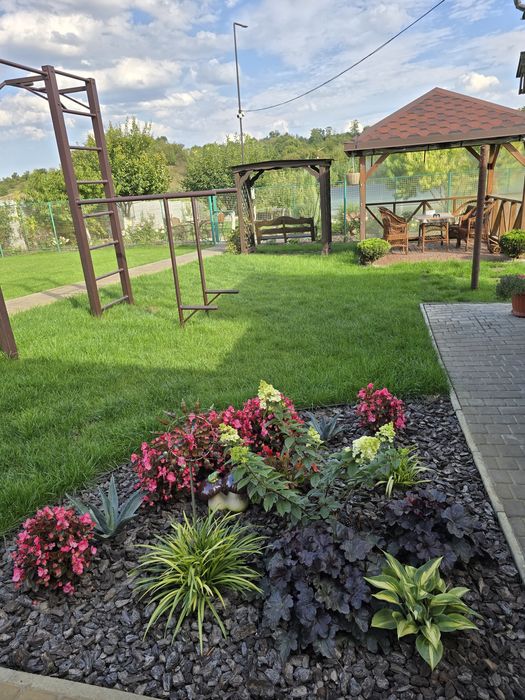 Продам автономний будинок в мальовничому місці