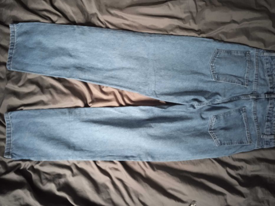 Джинси ідеальний стан