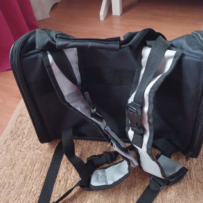 Transportadora de animais de pequeno porte
