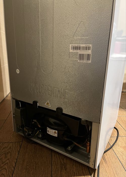 Lodówka Gorenje RF3121PW4 z zamrażalnikiem górnym 118,2 cm Biała