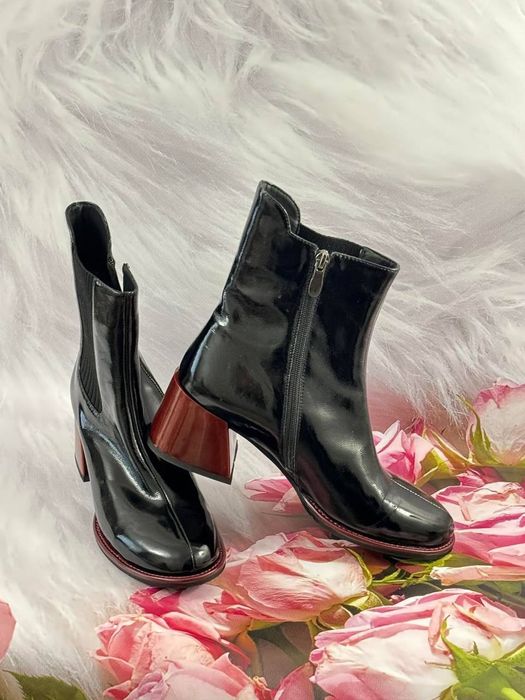 Ботинки кожаные 40 р