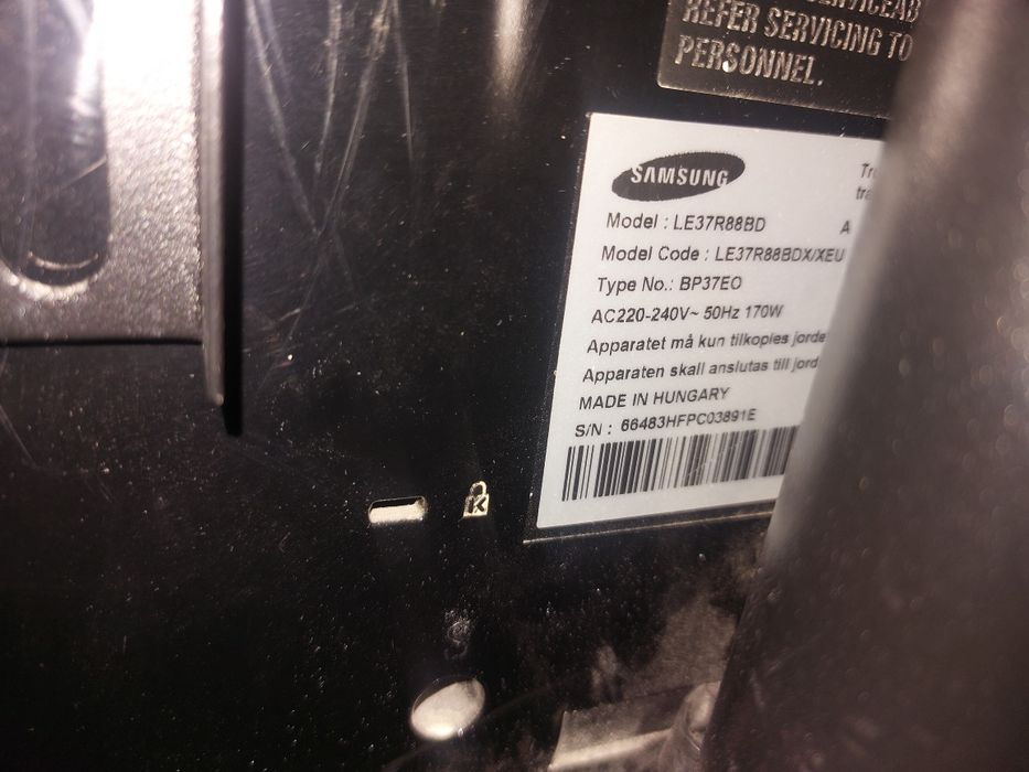 Telewizor SAMSUNG 37 cale LED z pilotem