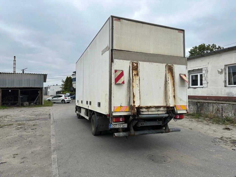 DAF LF 45.220 - 2003 Rok -  16 Paletowy Kontener + Winda, Sprzedam Kontener