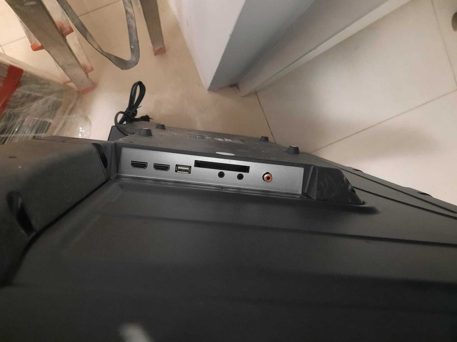 Telewizor LIN 40'', stan nowego, nie Smart TV