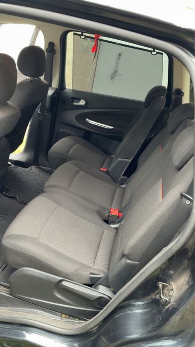Ford s max bus van
