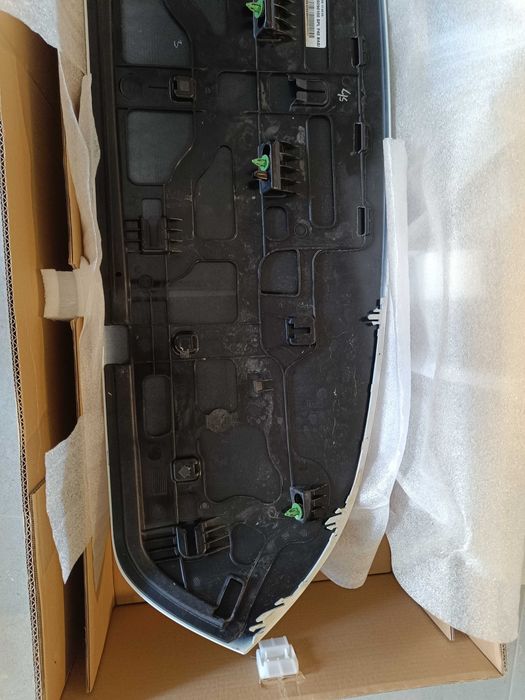 Spoiler Tampa da Mala BMW Serie 1 F40