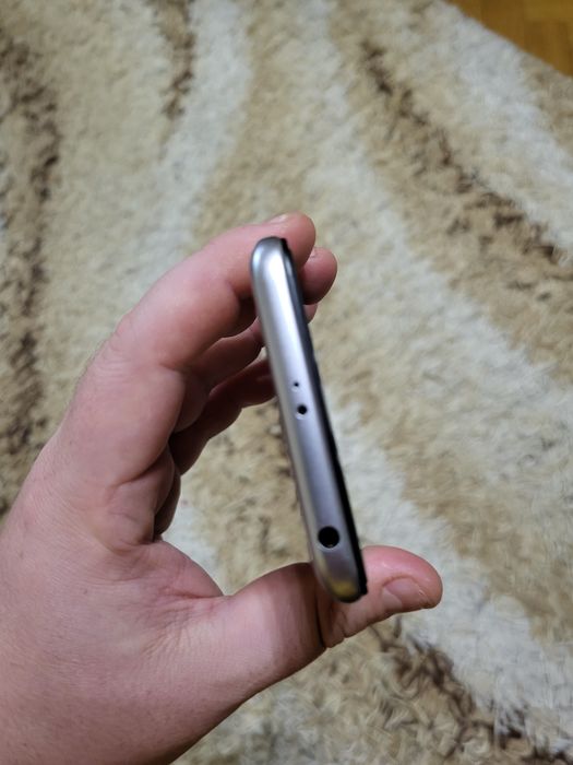 Смартфон Xiaomi Redmi 5A 2/16