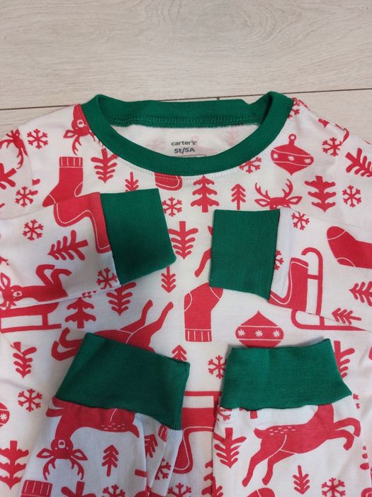 Новорічна піжамка Carter's, 5T