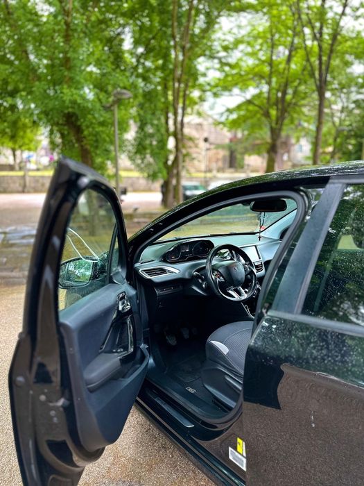 Peugeot 208 1.4 HDI Style