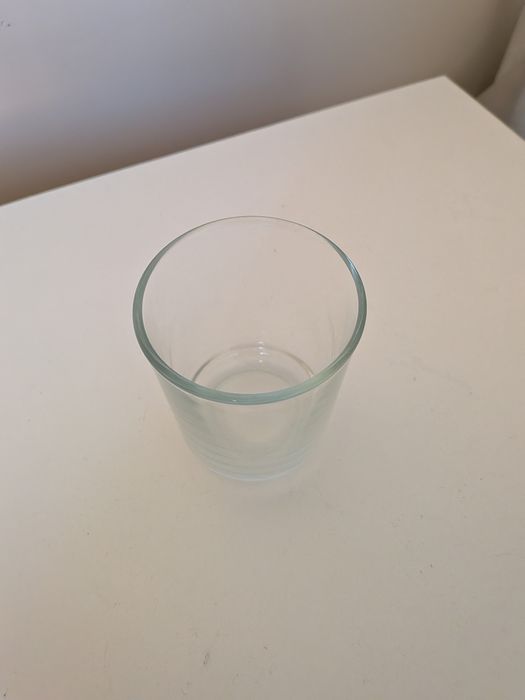 Copo de vidro para água