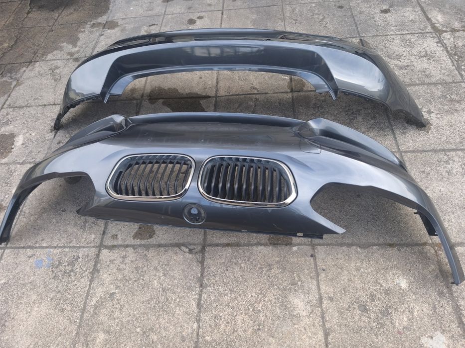 Para-choque dianteiro e traseiro BMW série 1 f20 e f21 em excelente estado
