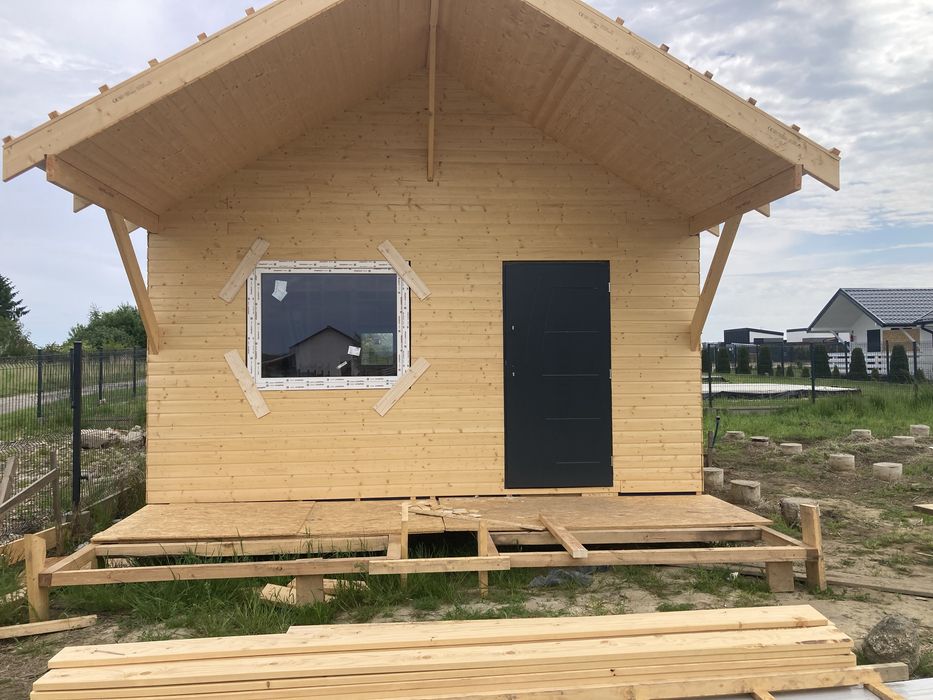 Budowa domów szkieletowych  . Tarasów altany zabudowy z drewna