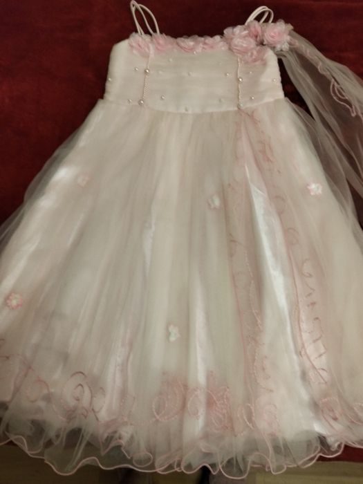 Сукня для дівчинки