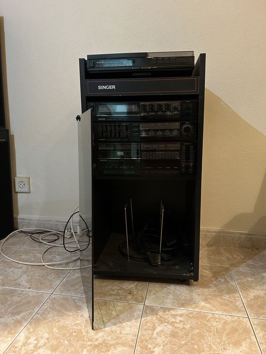 Aparelhagem Singer com Colunas