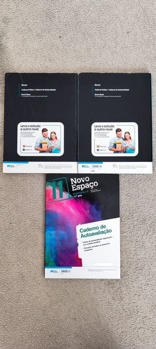 Novo espaço 11° - Manuais de matemática e Caderno de Atividades