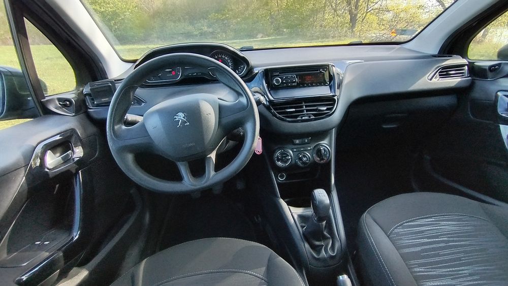 Peugeot 208 *Super Stan*