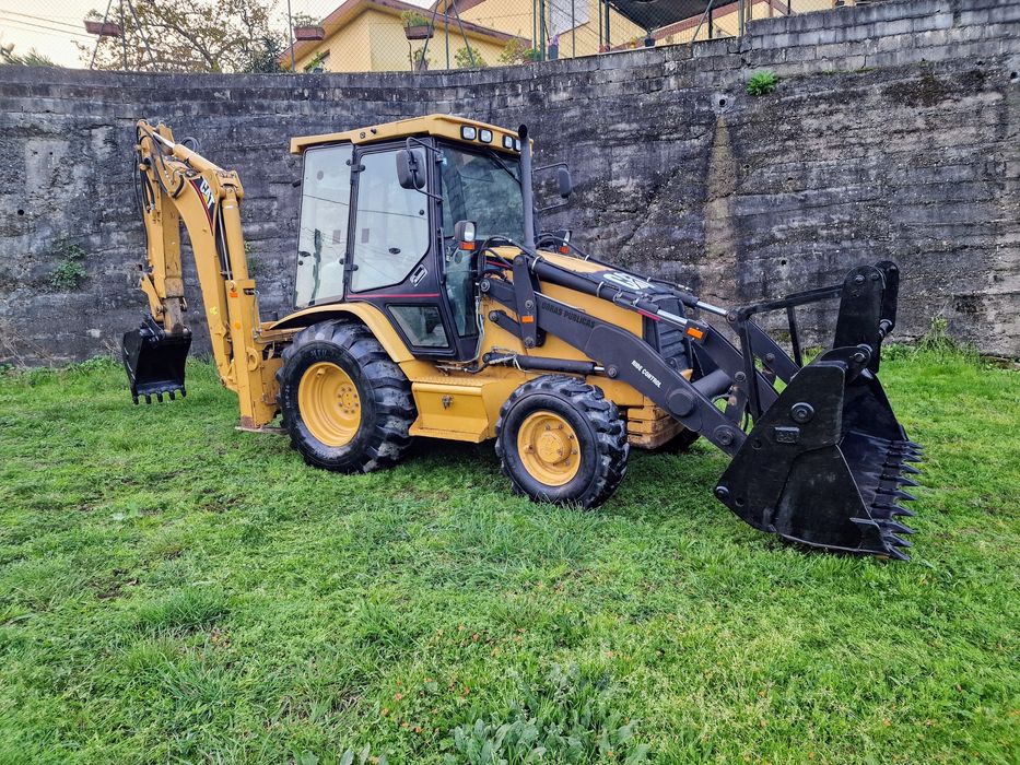 Retroescavadora cat 442 d