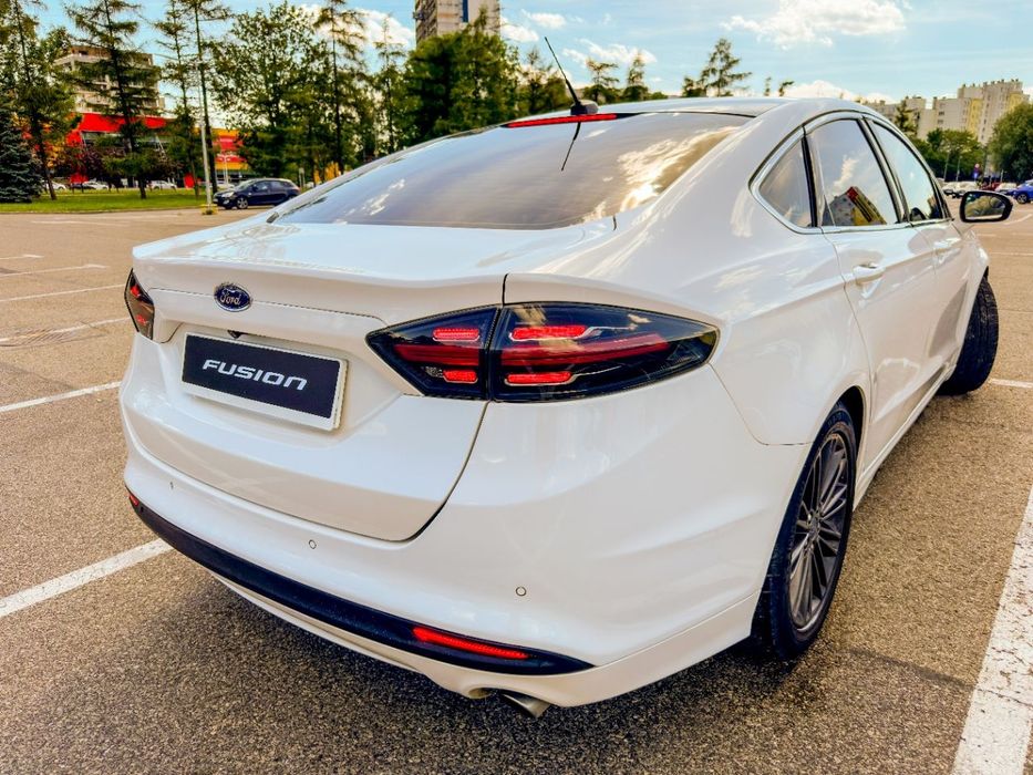 Ford Fusion White Platinum Pearl
