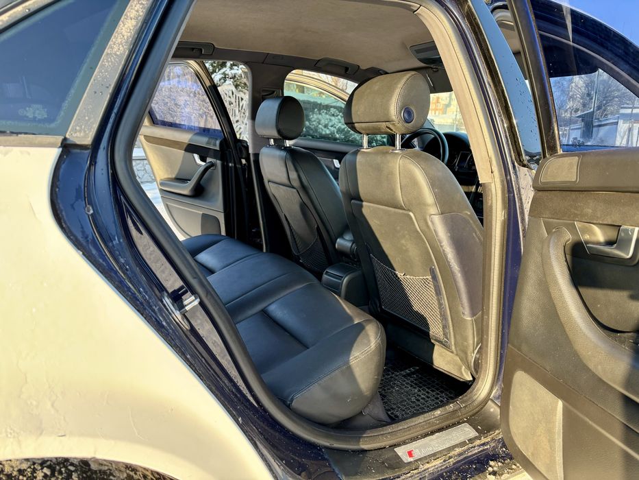 Audi A4b6 S line V6 газ/бенз