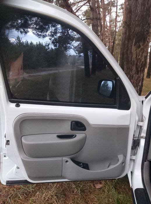 Продам Нісан Кубістар