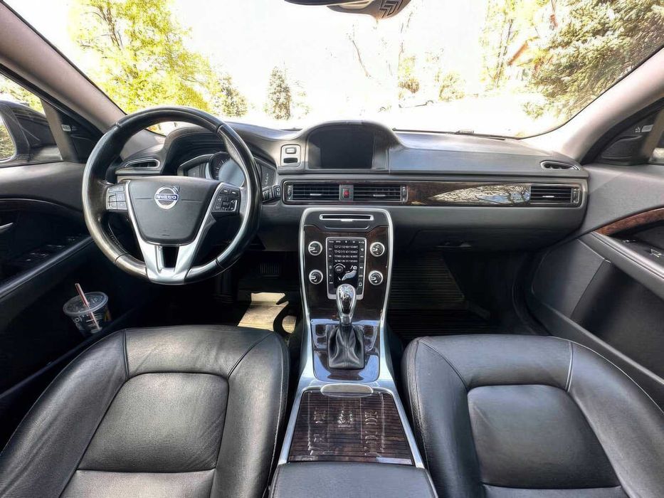 Volvo XC70 T5 Premier      2016