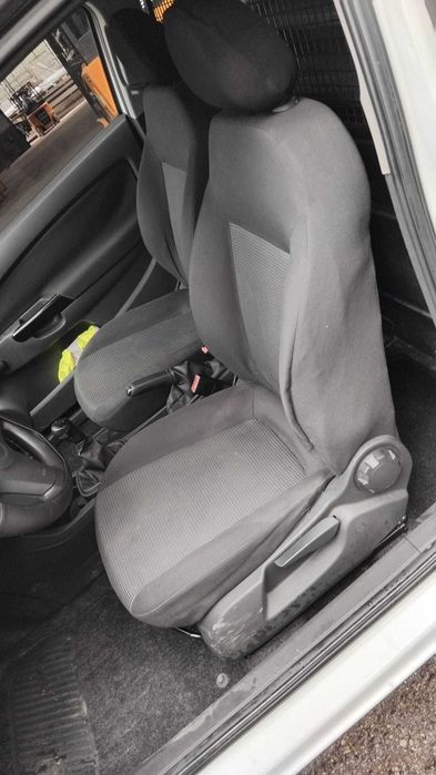 Oportunidade! OPEL Corsa D 2010 Hatchback 1.3 CDTI Diesel 75 cv / 55 kW