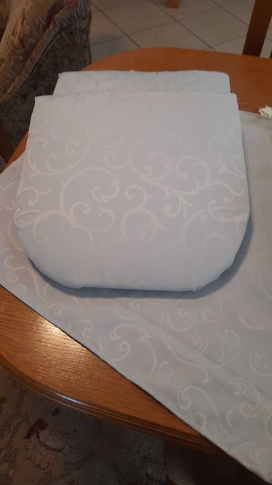 Poduszki ogrodowe, na balkon, taras 40x40, 2 sztuki. Negocjacja ceny.