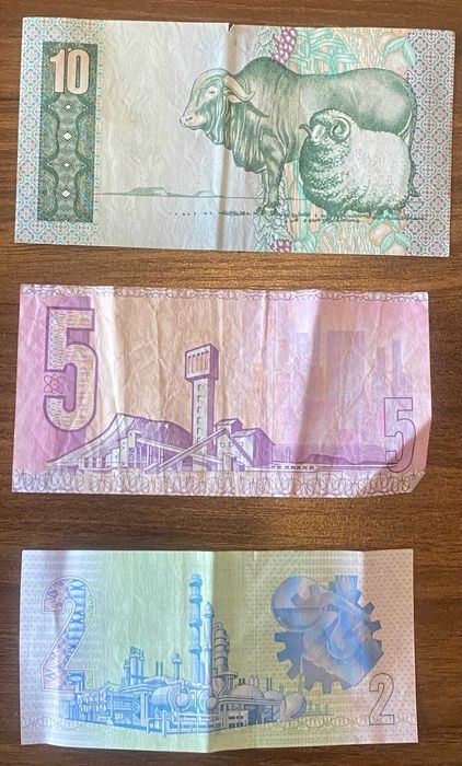 Lote colecionável de notas antigas de Rand sul-africano - R10, R5 e R2