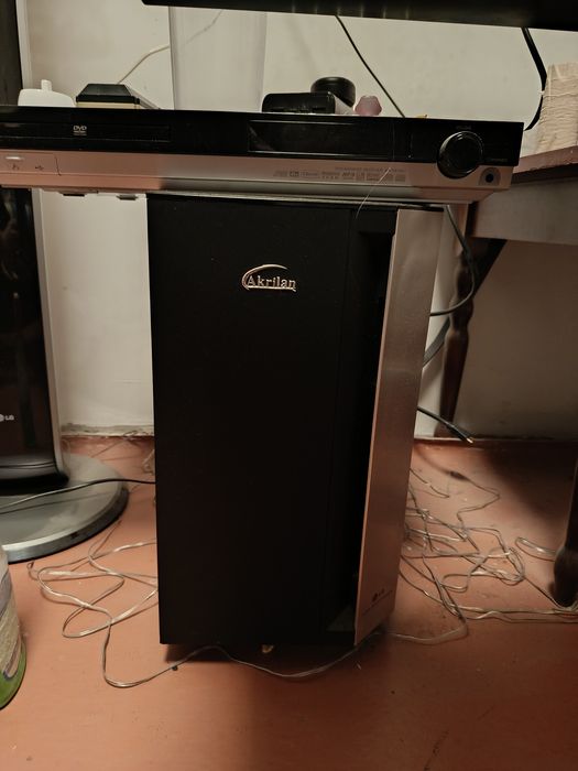 Продам домашний кинотеатр 5.1 звук LG