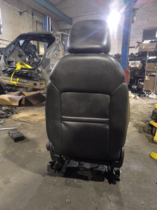Chevrolet volt 2 салон кожа подогрев