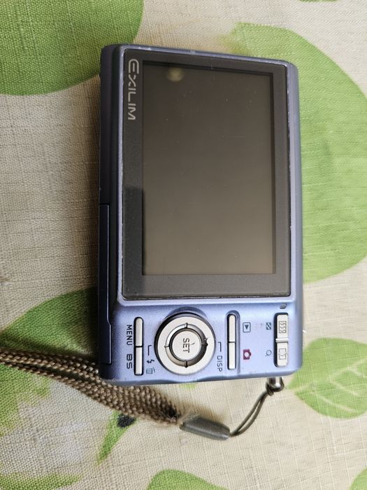 Фотоаппарат Casio EX-Z75