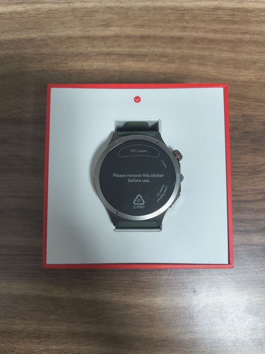 OnePlus Watch 4 green Open Box.