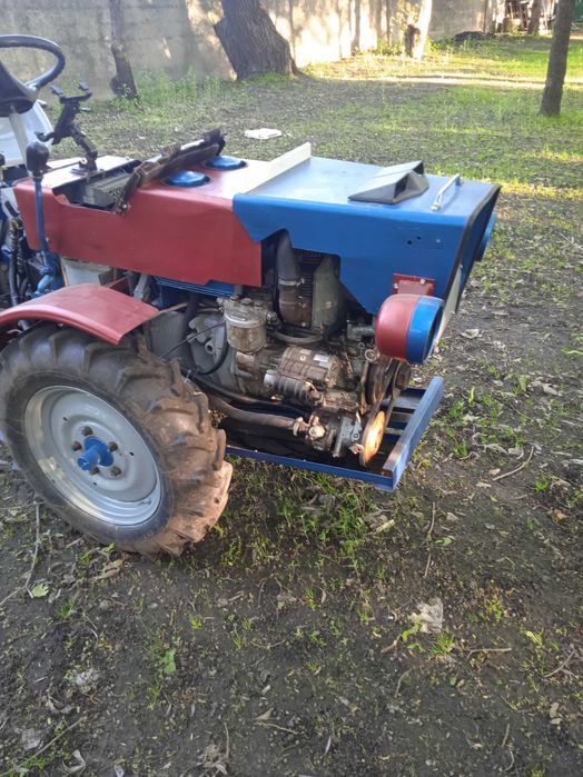 продам трактор, міні трактор