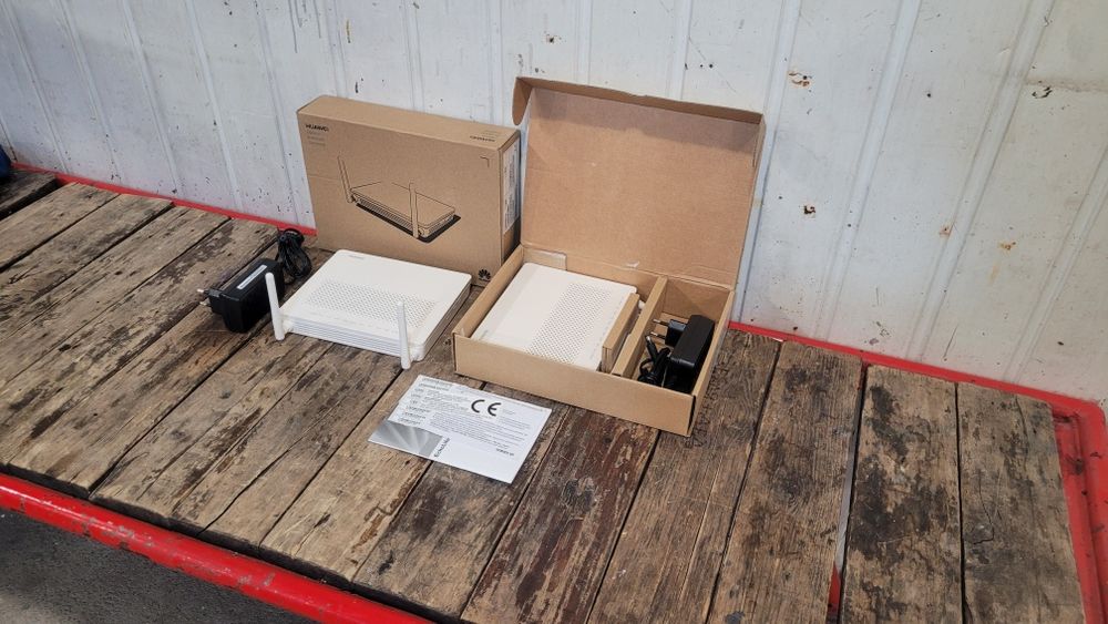 Wi-Fi Роутер " HUAWEI "