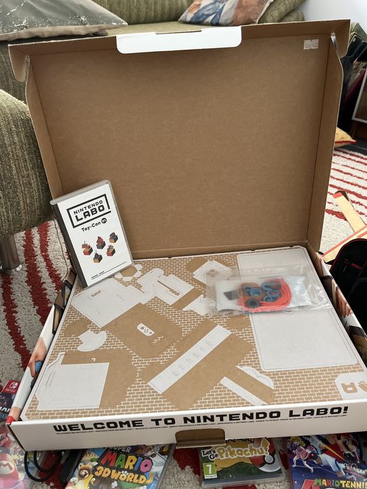 Nintendo Switch V1 + bolsa + 6 Jogos + Nintendo Labo