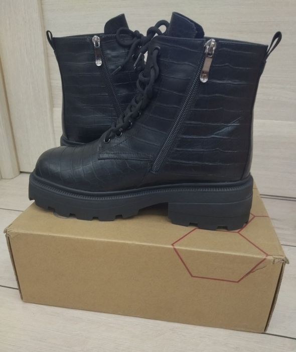 Черевики шкіряні