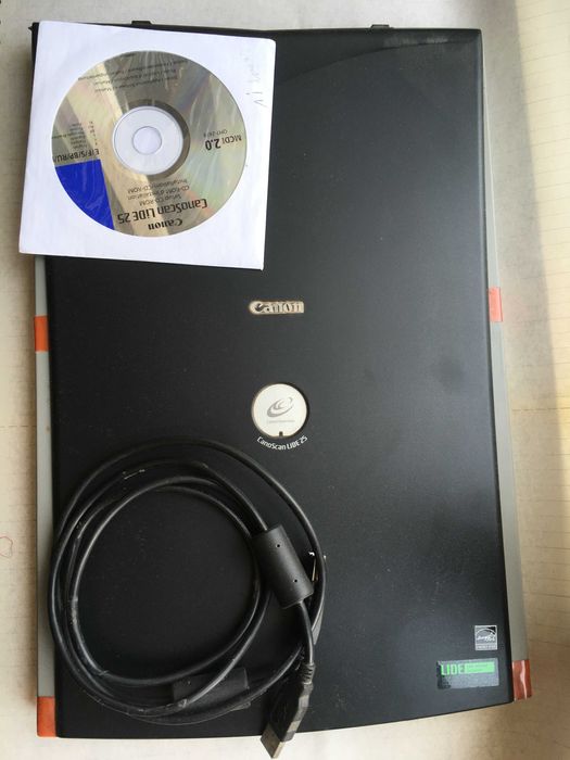 сканер Canoskan lide 25