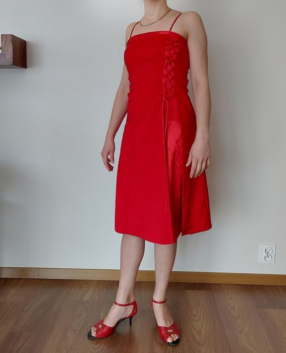 Sukienka czerwona na wesele r. 36