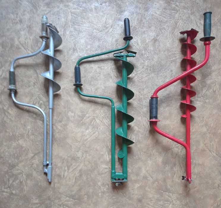 Ледобур для зимней рыбалки