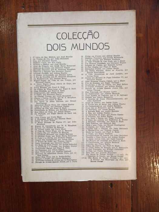 Hemingway - Na outra margem, entre as árvores
