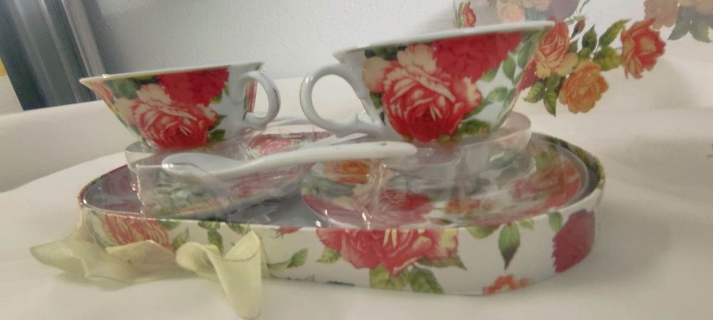 Teacup Set440760425828864001