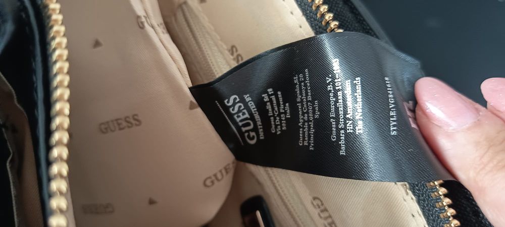 Mala com alça Guess - Portes Grátis