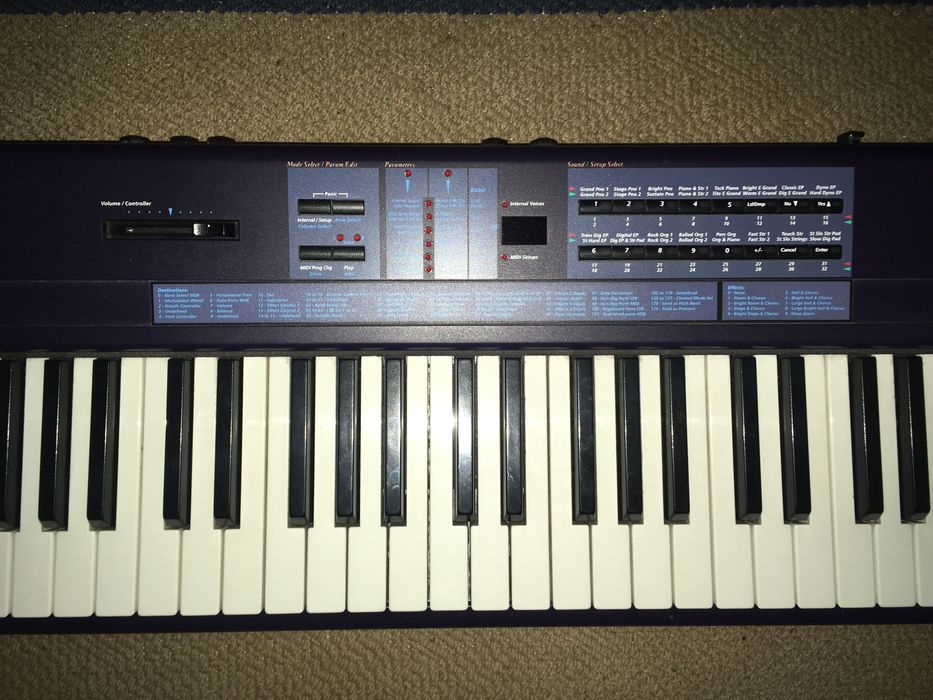 Kurzweill sp 76 com pedal sustain