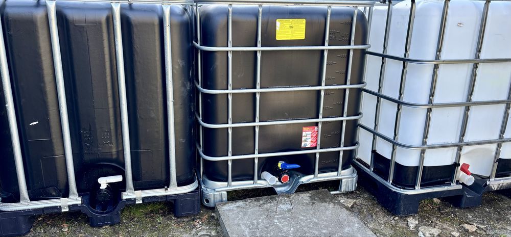 Pojemniki Kontenery  mauzery czarne 1000l woda paliwo ogród budowa transport