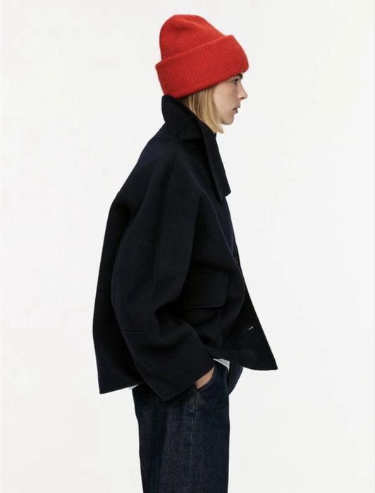 Шапка червона arket