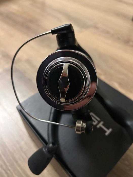 Карповая катушка с байтанером 5000