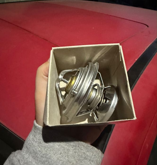 Vendo peças mercedes 190