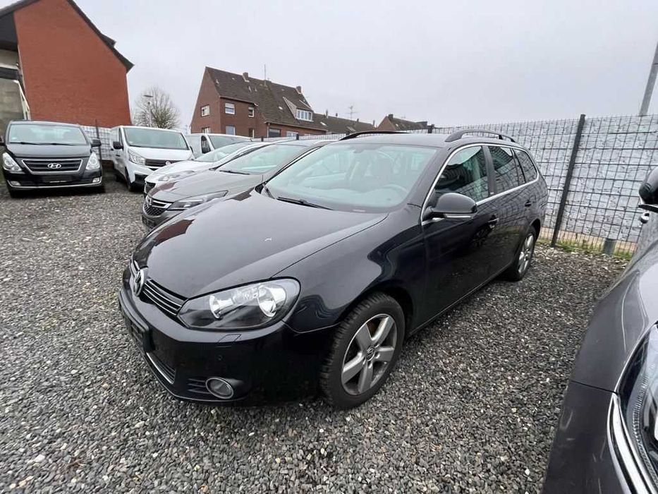 Бампер VOLKSWAGEN Golf 7 запчастини розборка шрот Волксваген гольф 7