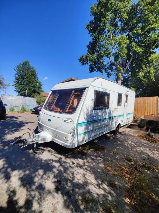 Caravana Coachman Pastiche 520/4